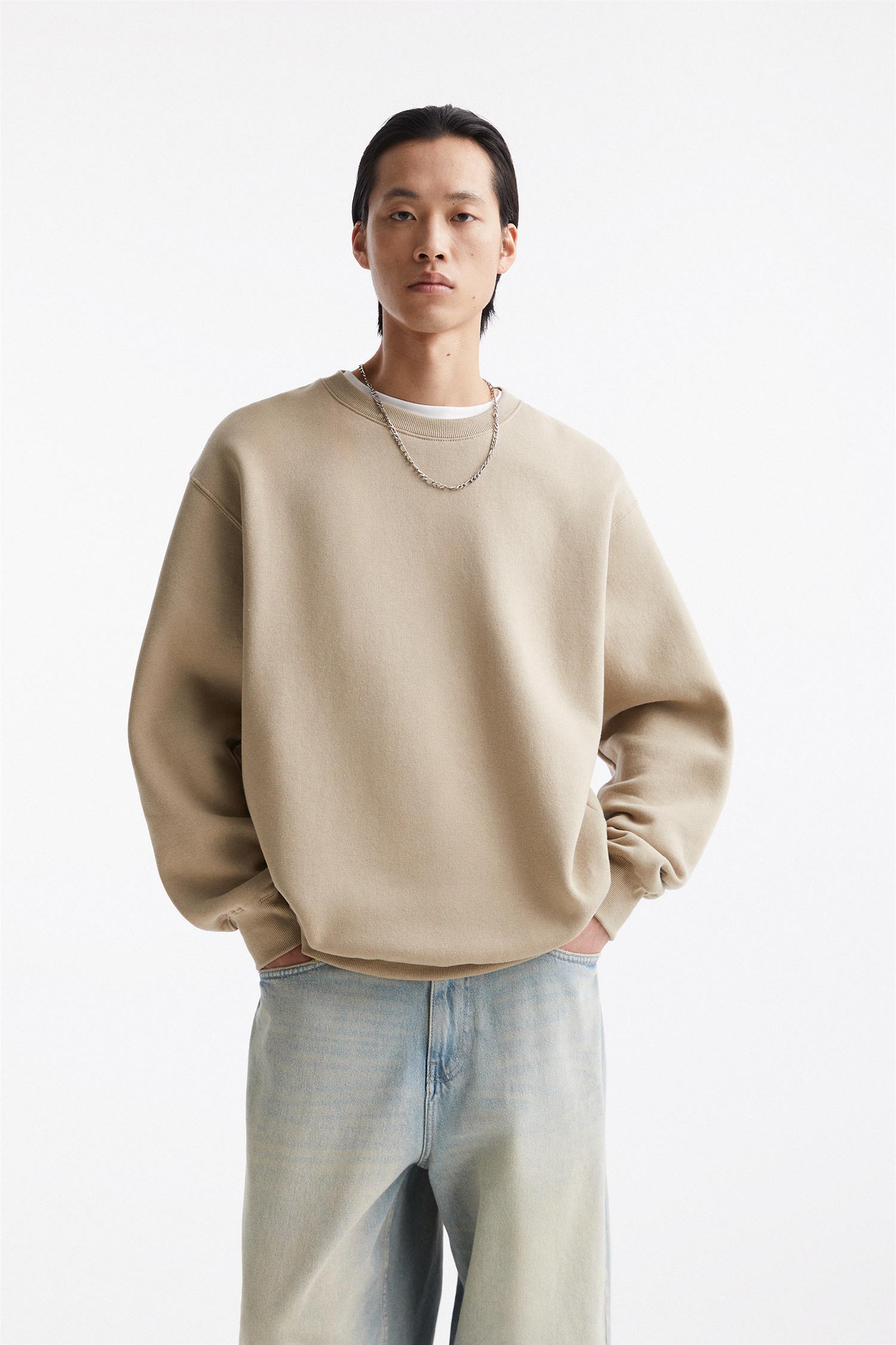 BASIC CREW NECK SWEATSHIRT
