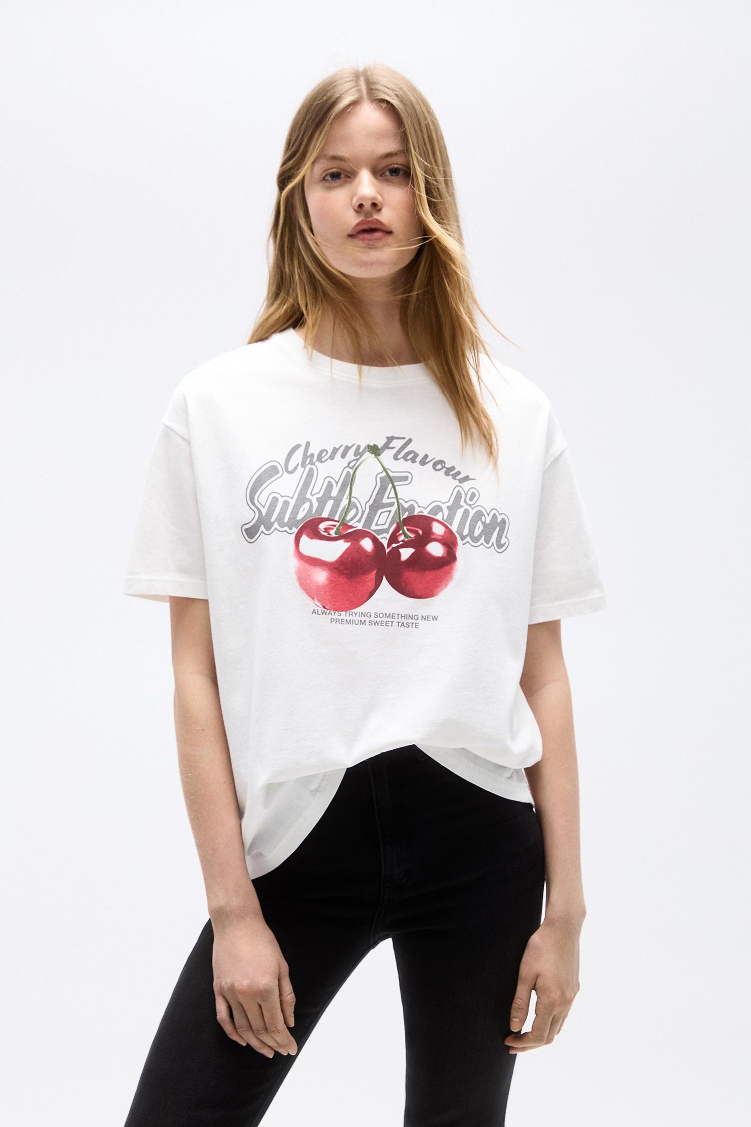 CHERRY GRAPHIC T-SHIRT