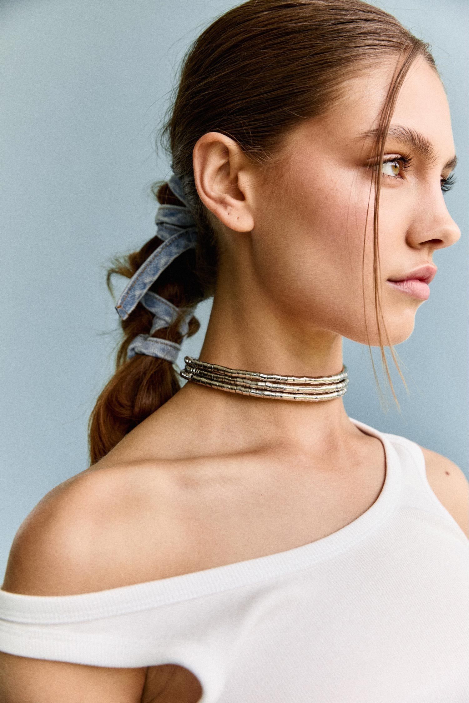 Multi-strand silver-toned necklace - Image 2