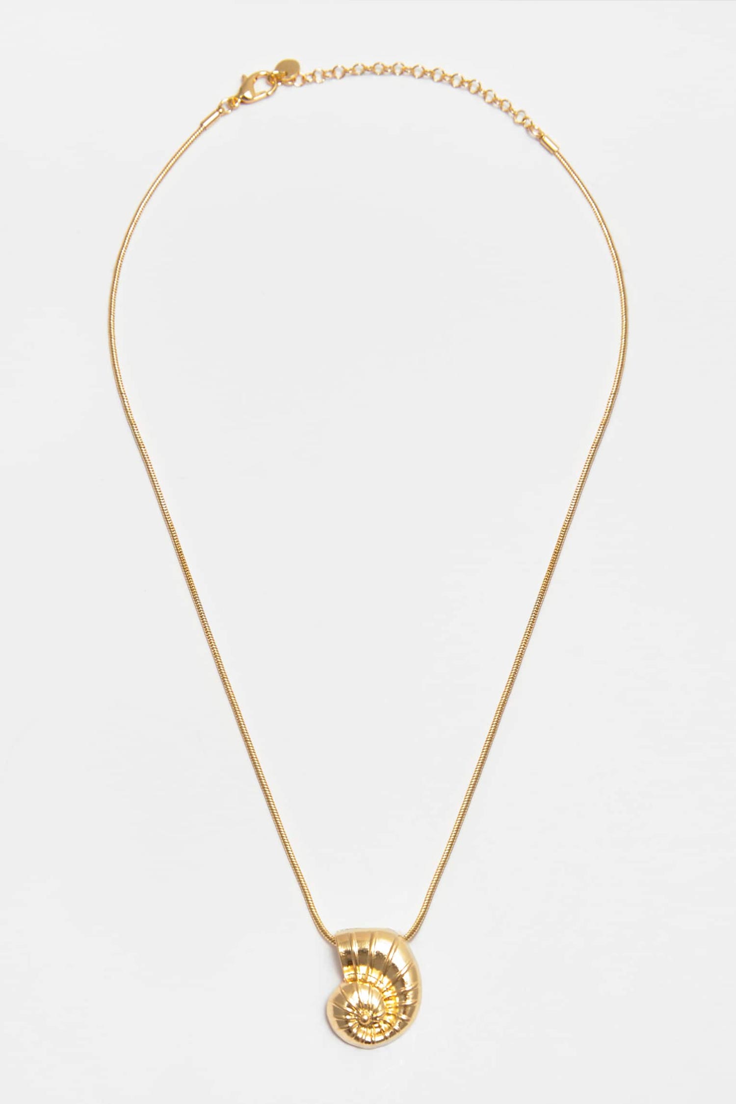 Golden shell necklace - Image 3